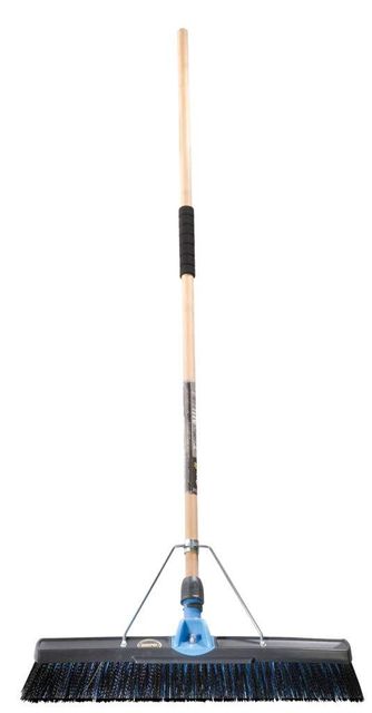 Oates Titanium Broom Extra Stiff 600mm