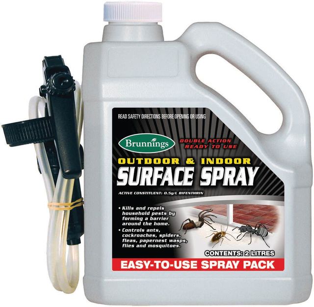 Brunnings Indoor/Outdoor Surface Spray 2L