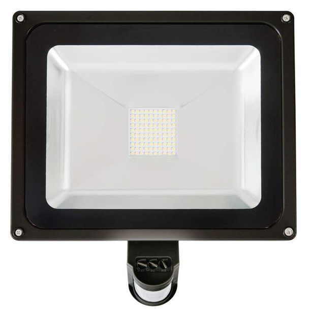Avenger 11 50W Floodlight with Sensor Black