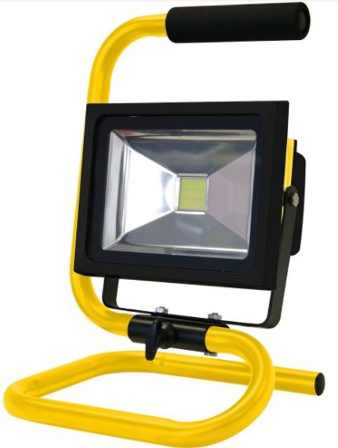 Ultracharge Led Flood Light 20W Stand