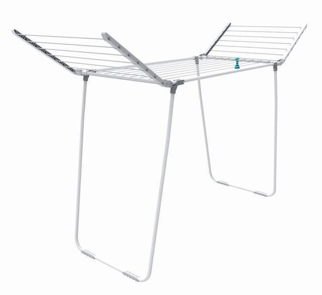 Hills 2 Wing Expanding Clothes Airer